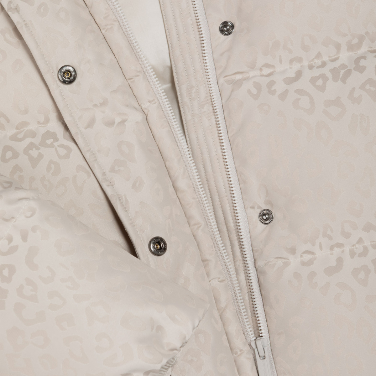 Colmar 2189 Daunenjacke beige