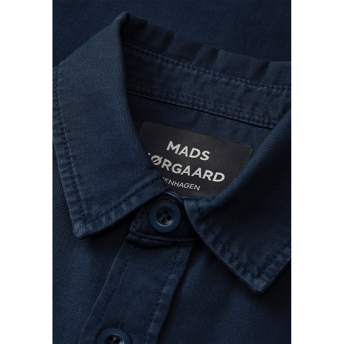 Mads Norgaard Dyed Canvas Skyler Langarmhemd dunkelblau