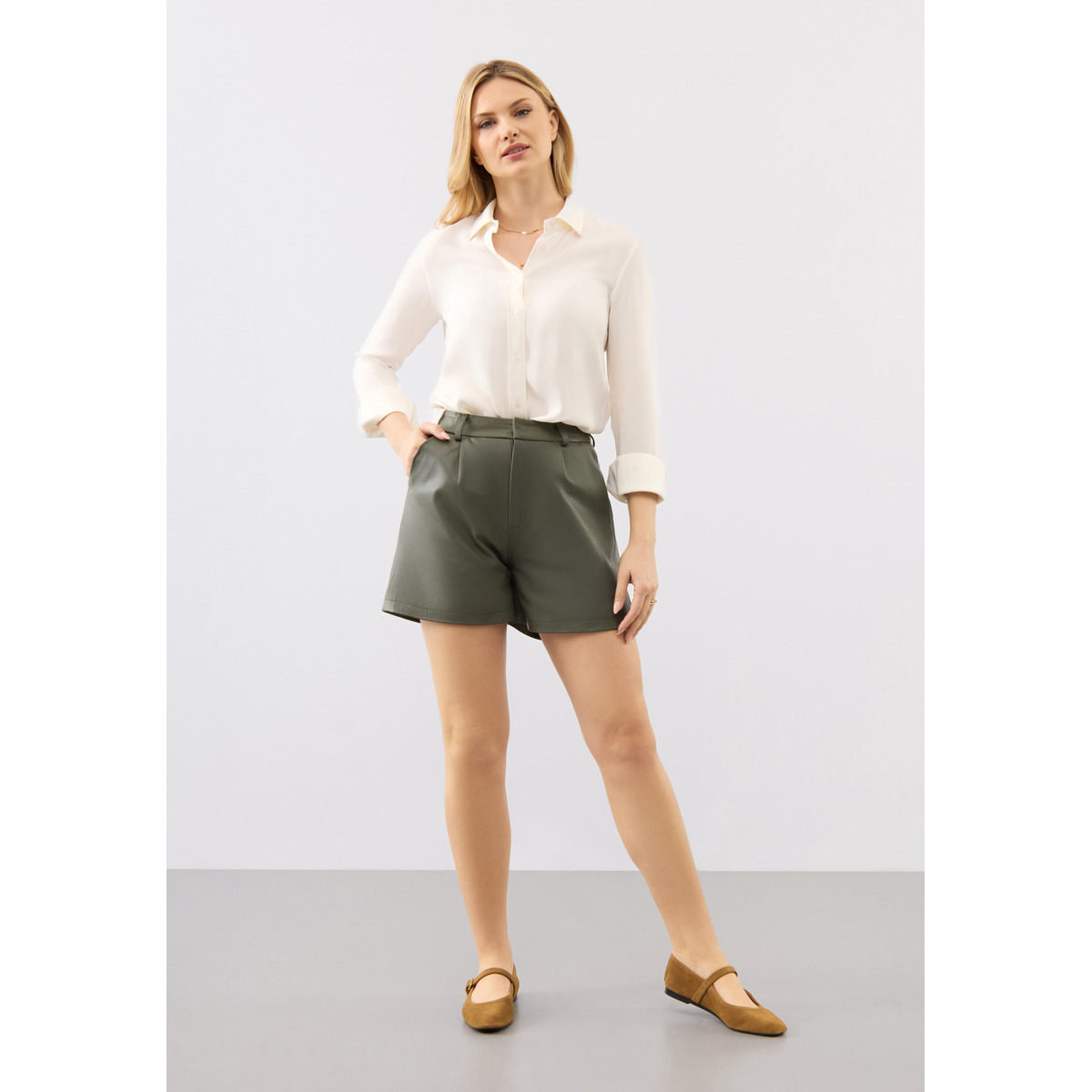 Bolongaro Trevor Sasha Short Ledershorts dunkelgruen