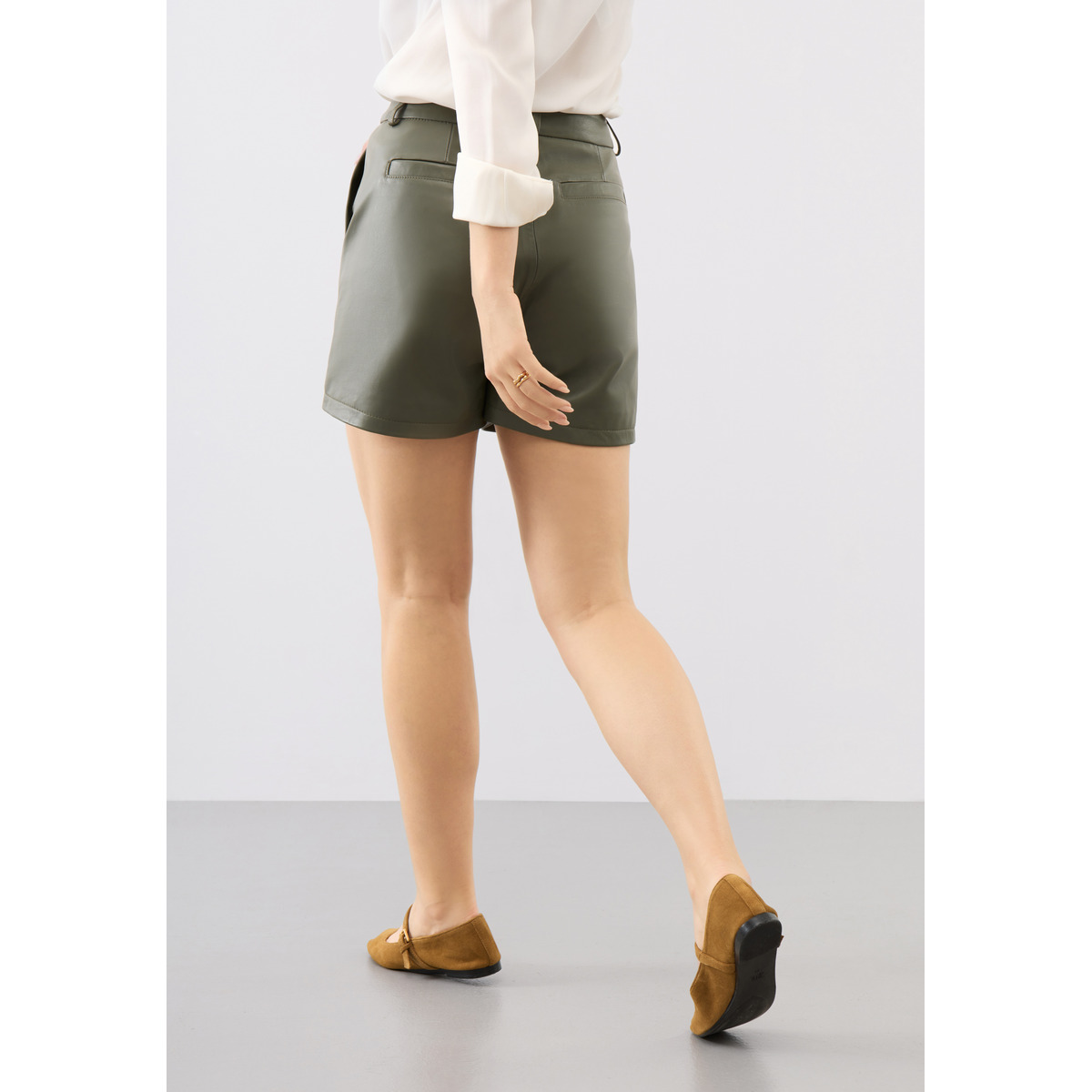 Bolongaro Trevor Sasha Short Ledershorts dunkelgruen